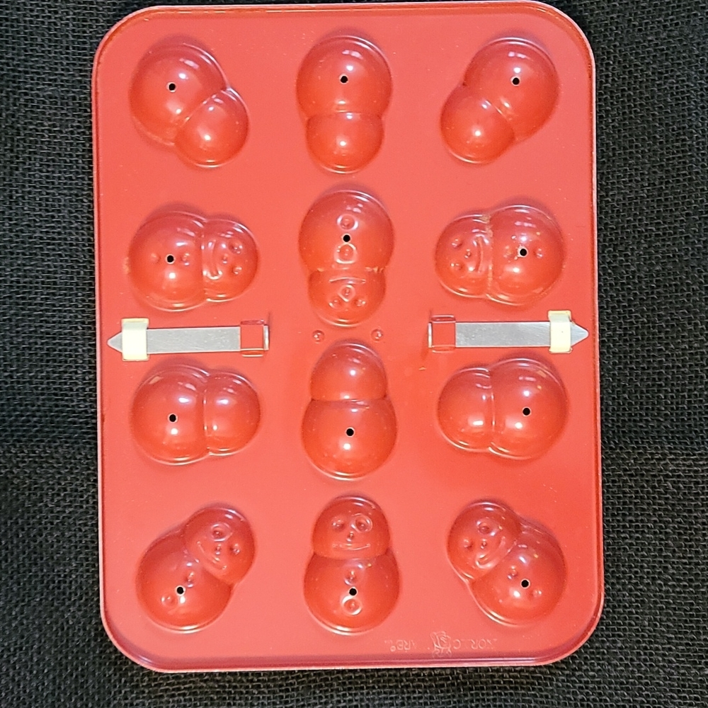 COPY - Snowman Christmas Cake Pop Baking Pan, Nordic Ware